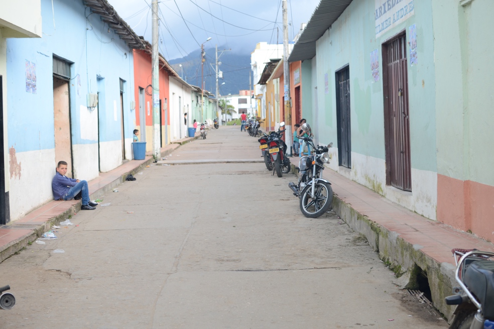 En San Calixto y la región del Caatumbo no se respiran  aires de paz. Hay expectativa sobre el futuro de la economía de cultivos ilícitos.   / Fotos: Víctor de Currea