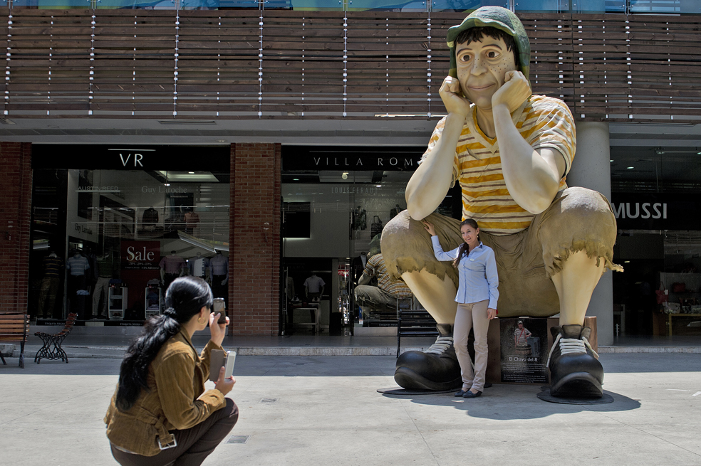 Esculturas gigantes de reconocidos personajes tomaron Cali | EL ESPECTADOR