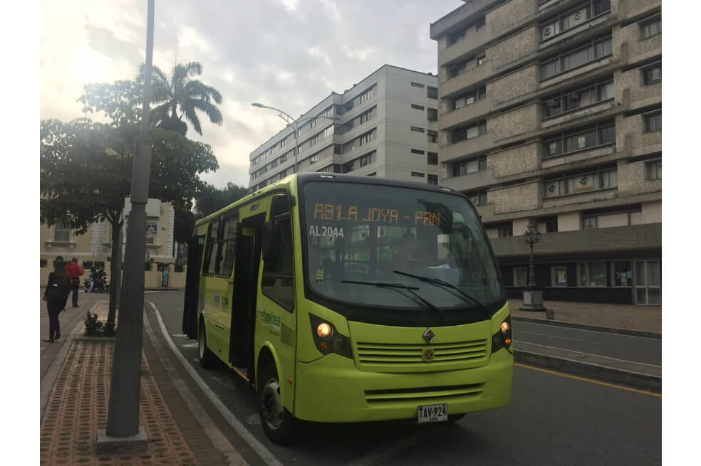 Fallo ordena a Metrolínea desalojar lote donde funciona taller y parqueadero de los buses