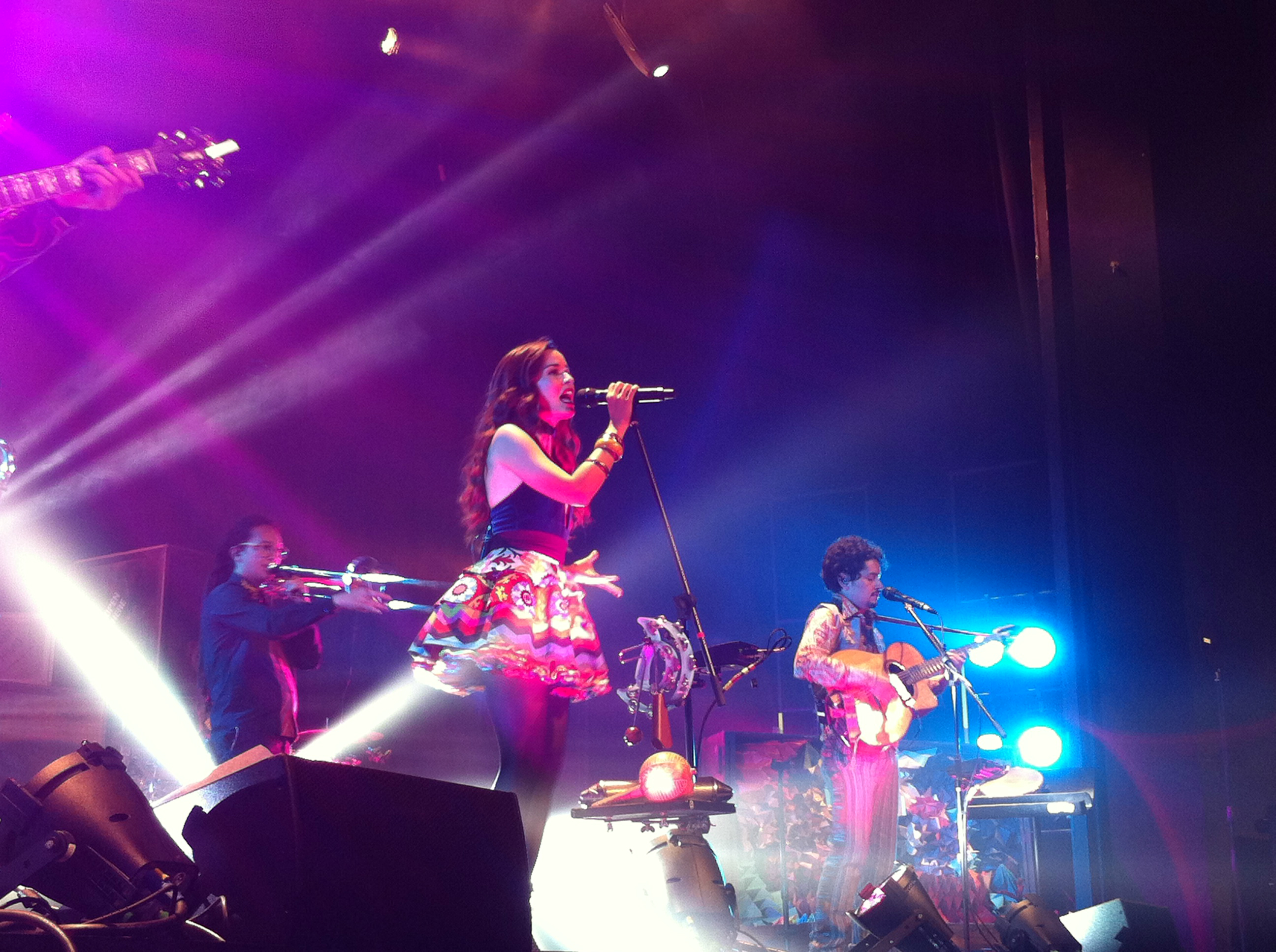 Monsieur Periné, un show en todo el sentido de la palabra