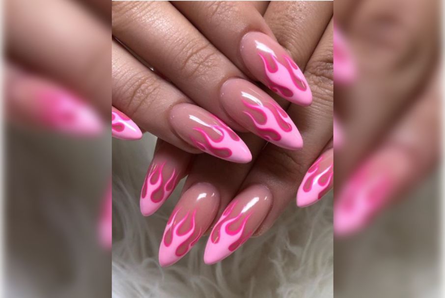 Uñas al estilo Karol G