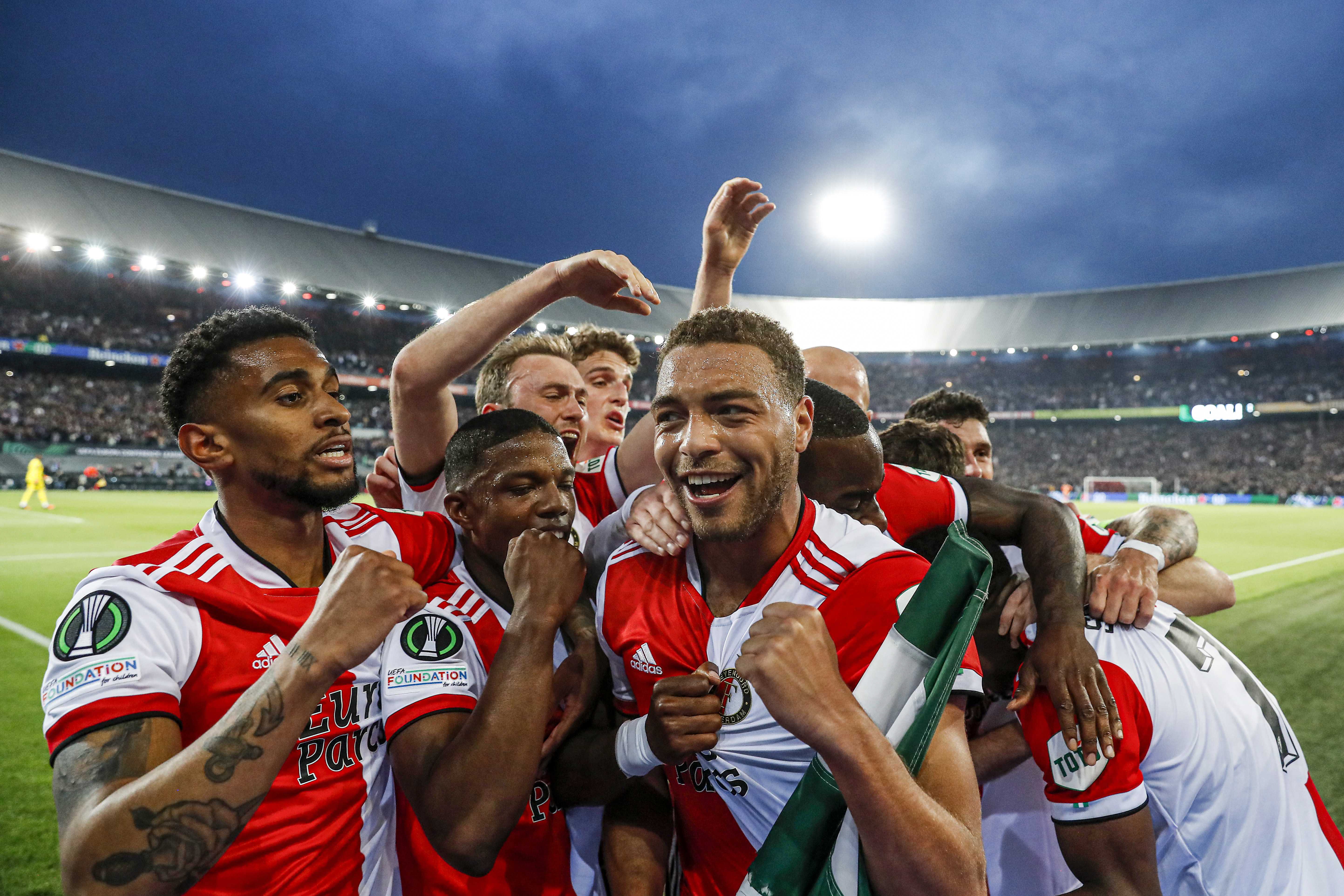 Conference League: Luis Sinisterra, gol y asistencia en la victoria de Feyenoord