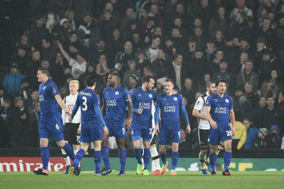 Leicester, un campeón en apuros