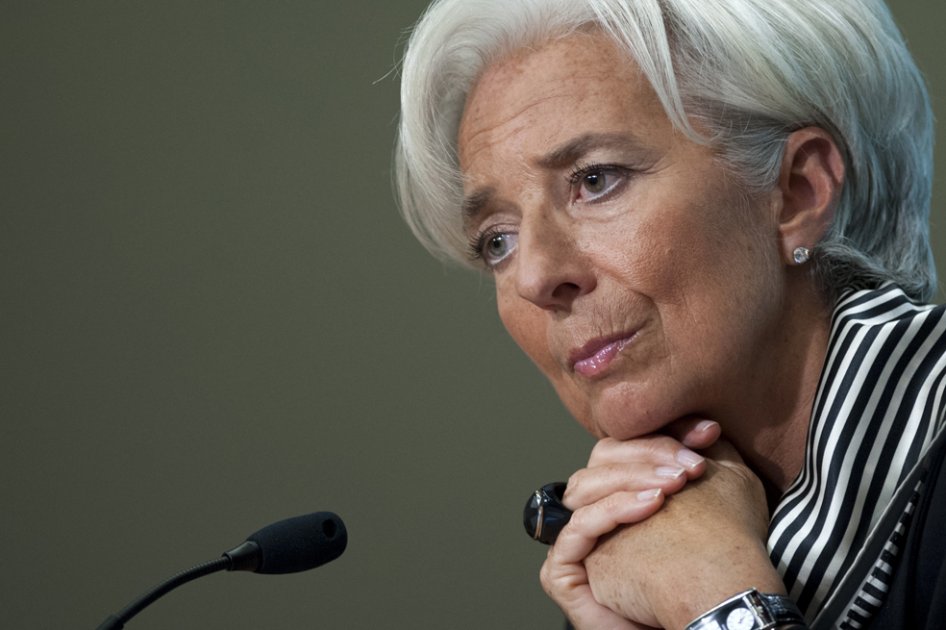 Japón apoya la candidatura de Lagarde para repetir al frente del FMI