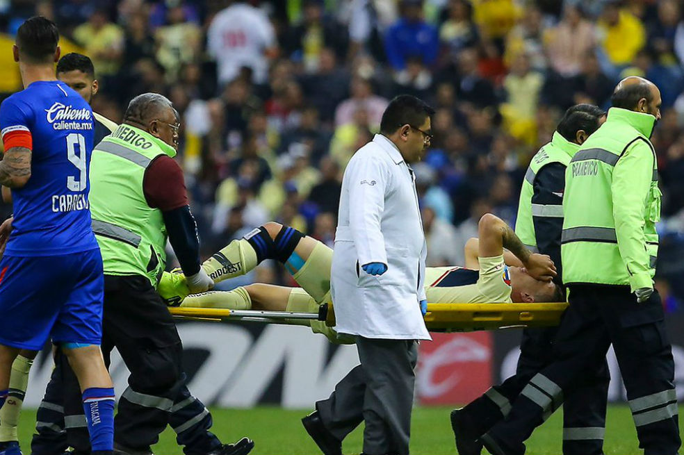 Matheus Uribe salió lesionado de la primera final de la Liga MX