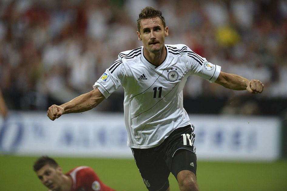 Klose, igualó récord de Gerd Müller en la selección alemana