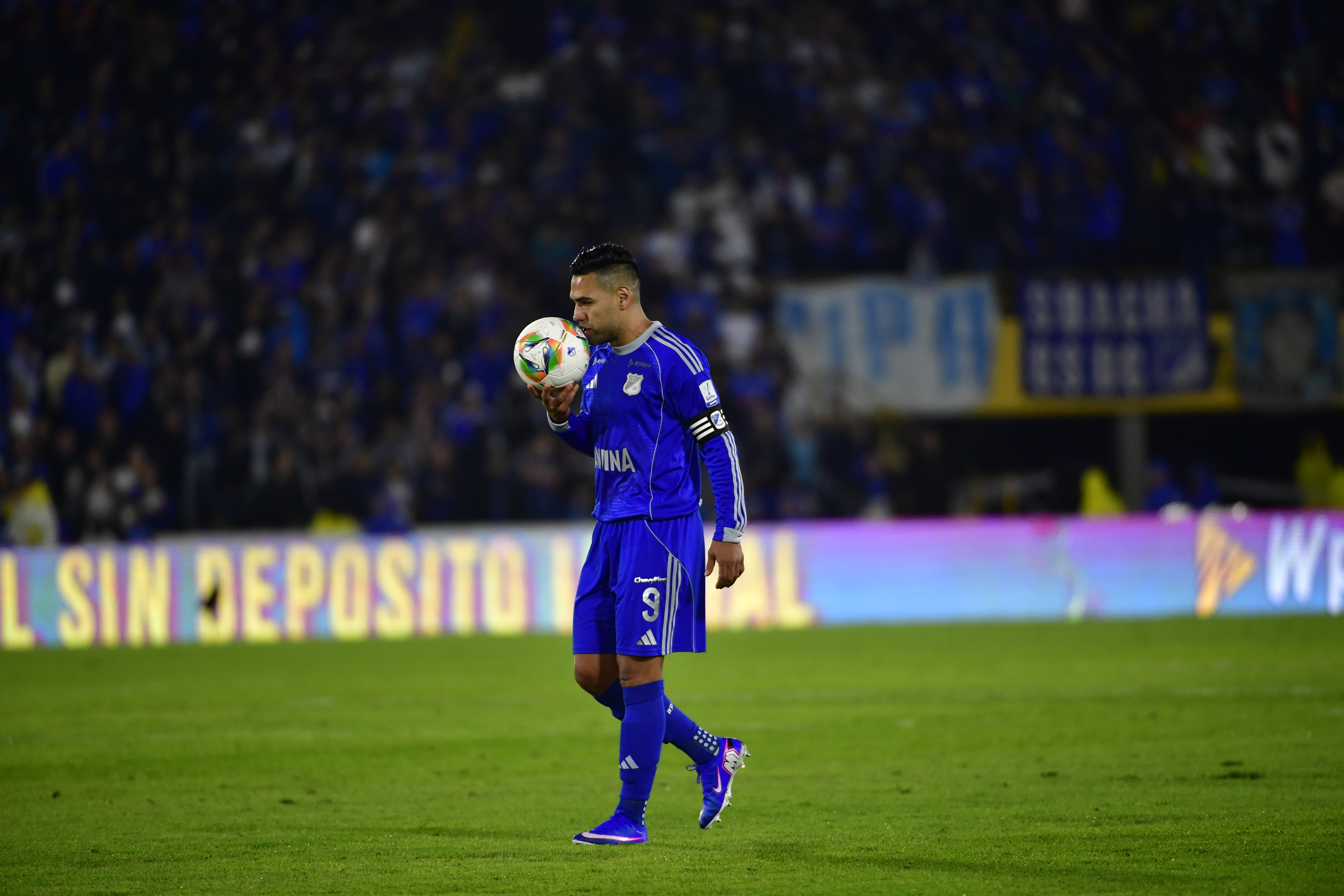 “Honraremos su memoria dando lo mejor de nosotros en cada partido”, Radamel Falcao García