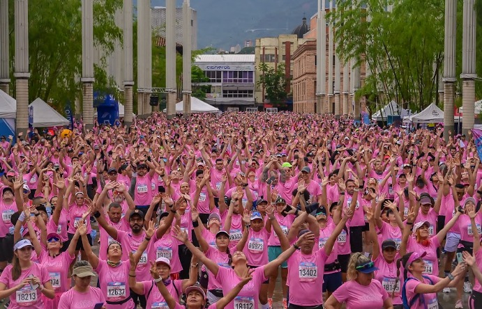Cáncer de mama: la ‘Carrera de las Rosas’ llega por primera vez a Bogotá