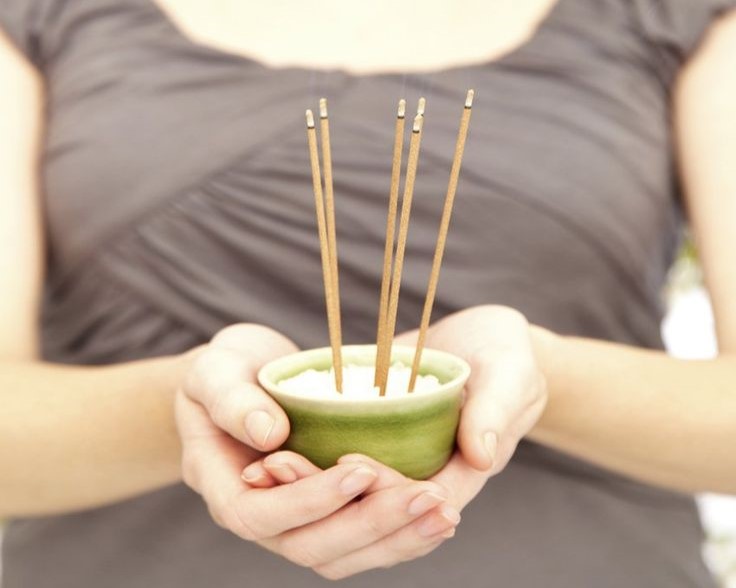 ¿Qué es la aromaterapia y para qué sirve?