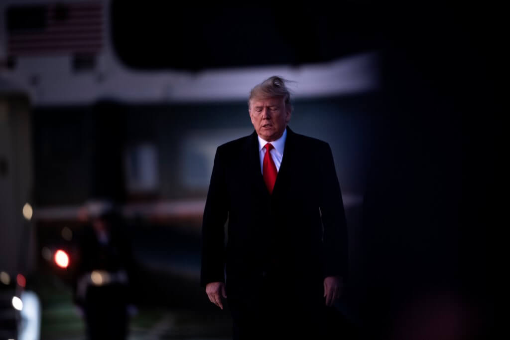 Cámara de Representantes aprueba juicio político contra Donald Trump