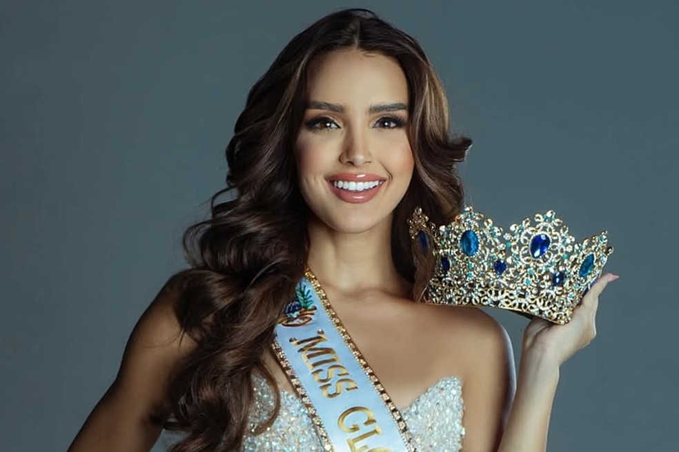 ¿Quién es Andrea de Val, la Miss Venezuela que habría sido golpeada por su estilista?