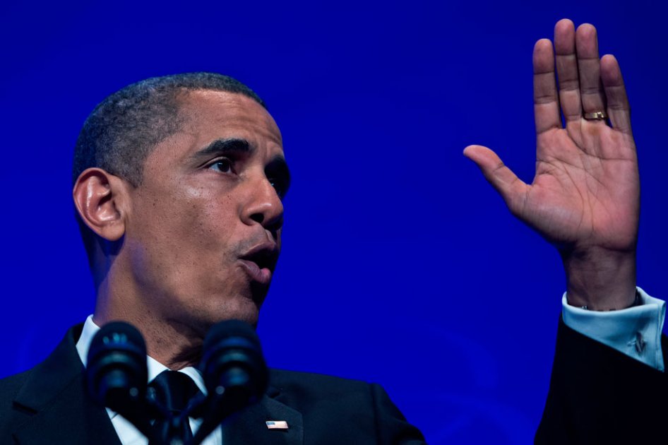 "Las matanzas ocurren con el trasfondo de una epidemia de violencia en nuestras calles", dice Obama.