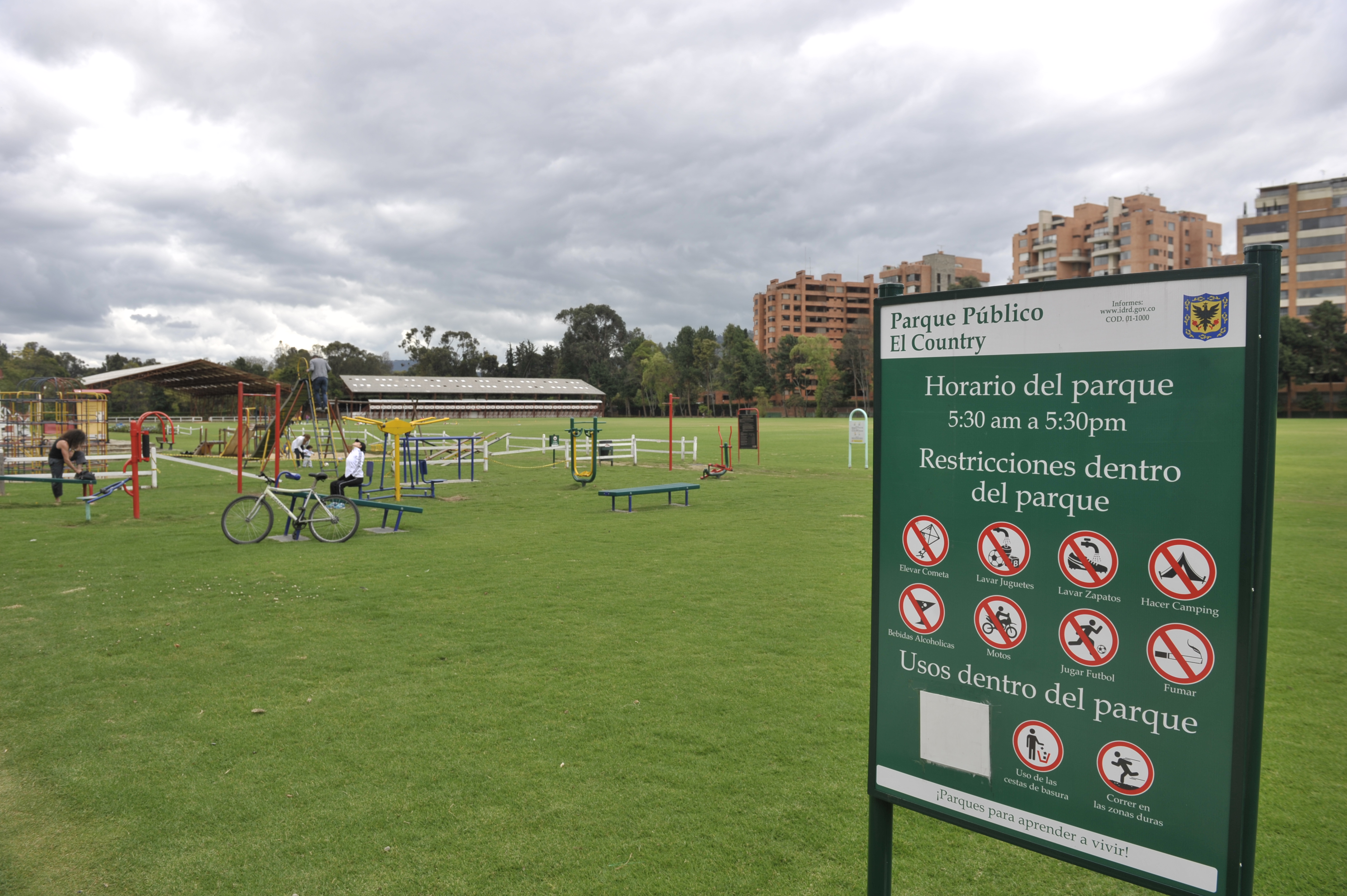 A través de una tutela hombre logró el acceso al parque El Country con sus mascotas