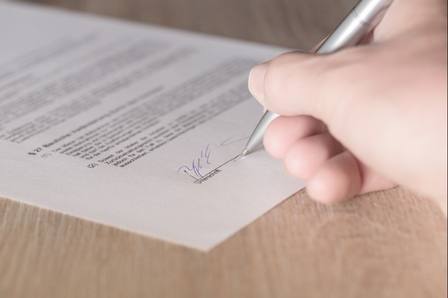 Colombianos sí podrán tener dos contratos por prestación con entidades públicas