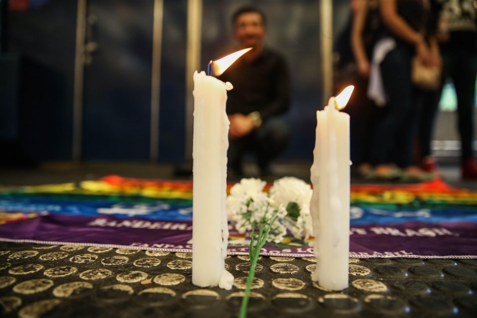 Indignación en Brasil por asesinato de vendedor ambulante que intentó defender a un travesti