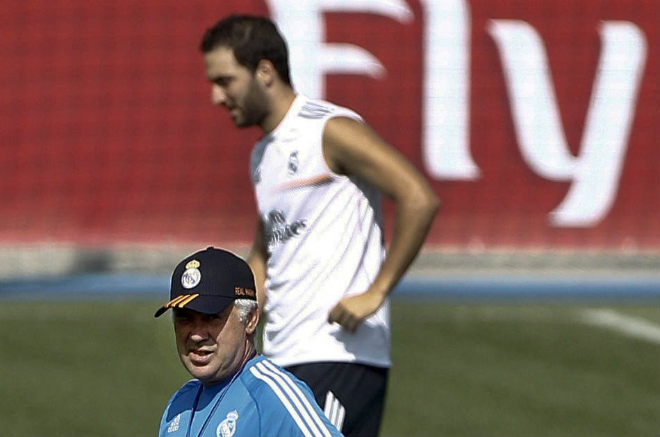 Higuaín se va y Bale se acerca al Real Madrid