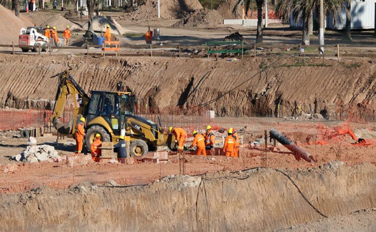 Variación de costos de construcción pesada fue de 0,14 % en junio