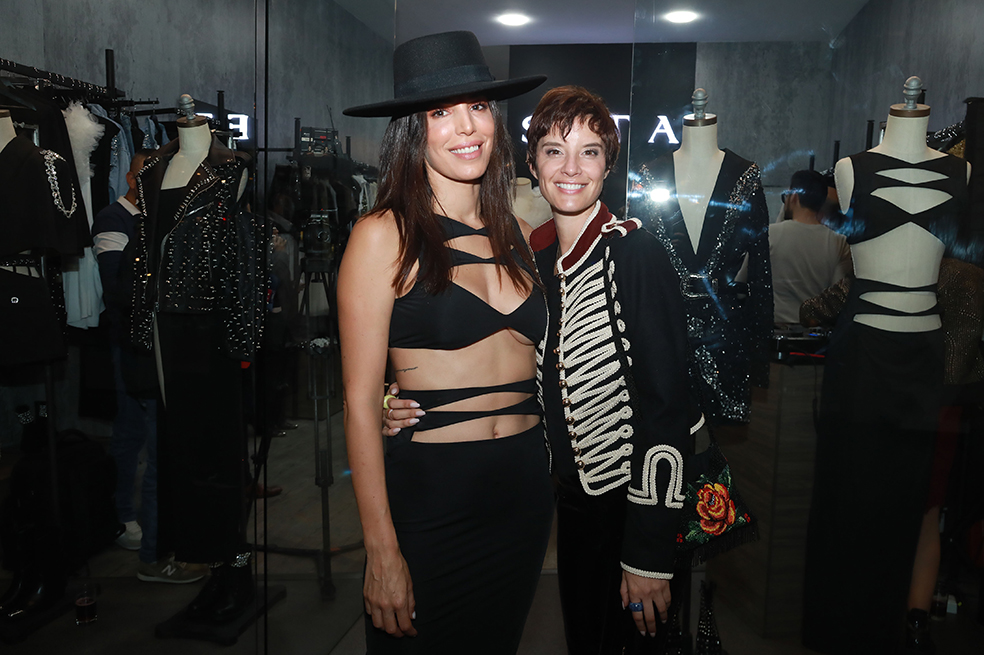 Ana Wills y Cristina Warner, las más fashionistas de esta apertura de moda.