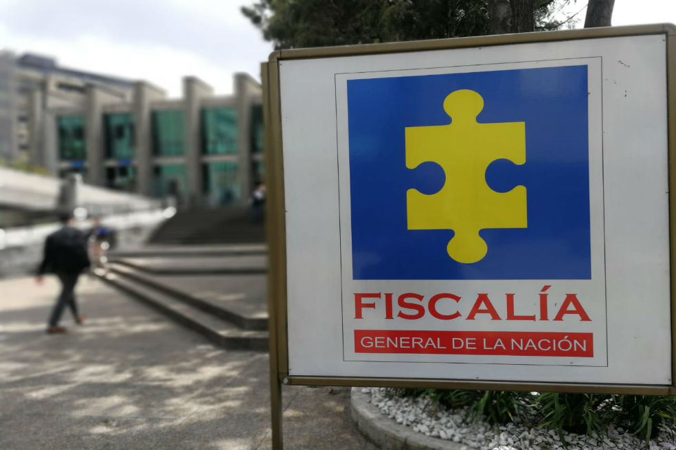 ¿Chuzadas desde la Fiscalía?  Escándalo que va creciendo