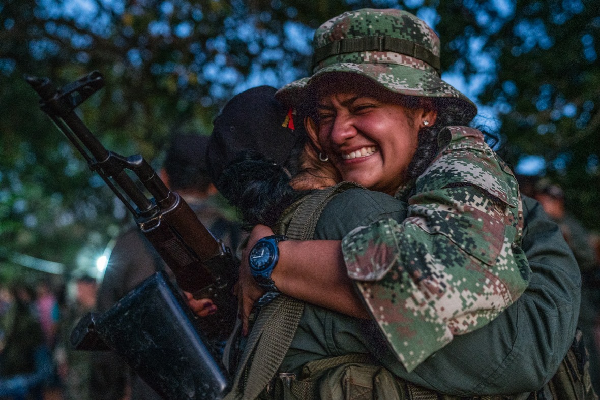 Manuela se reencontró con Jesica en la ZVTN de Tierra Grata, en la Guajira. Después de años separadas, cada una pensaba que la otra había muerto en combate.