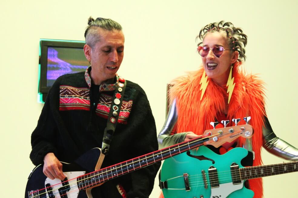 Aterciopelados estrena el video «Los 90»
