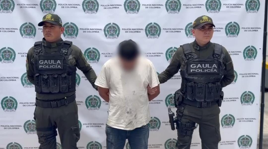 Extorsionista con detención domiciliaria pedía $2 millones por devolver un carro