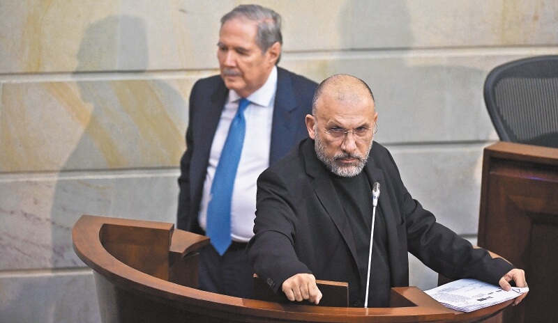 “El responsable del deterioro del Gobierno es el uribismo radical”: Roy Barreras