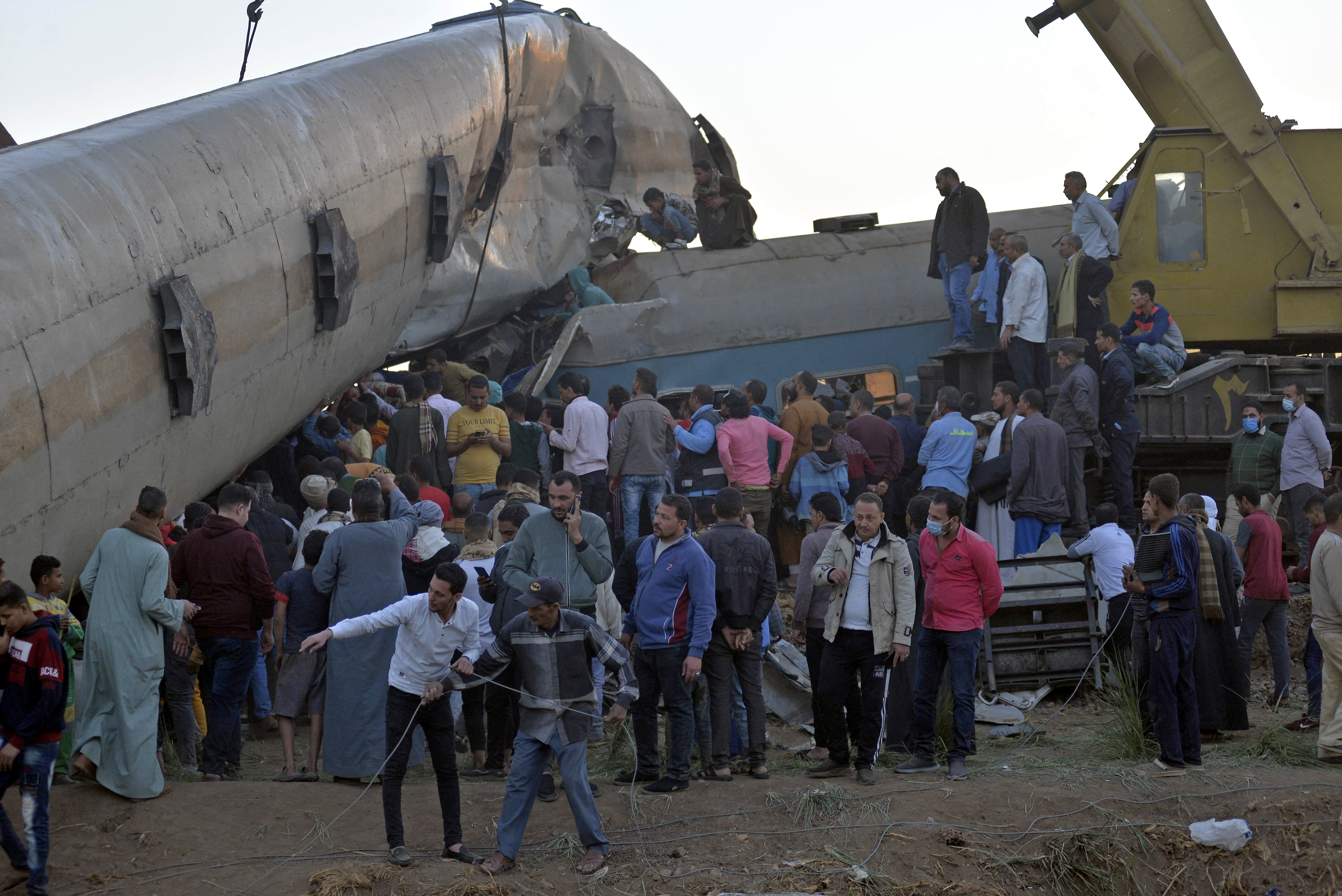 Choque de trenes en Egipto deja al menos 32 muertos y más de 160 heridos