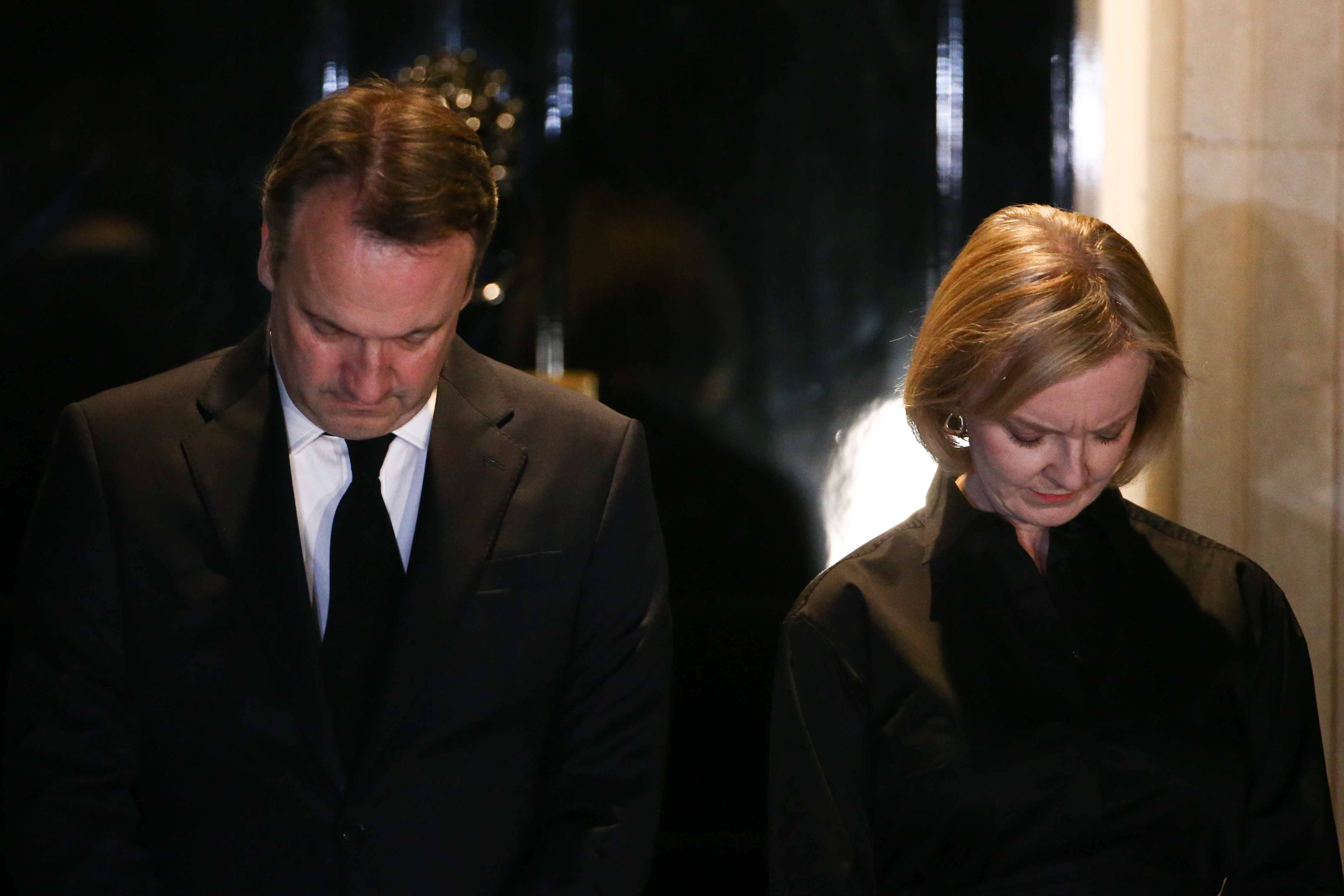 Video: minuto de silencio en Reino Unido en memoria de la reina Isabel II
