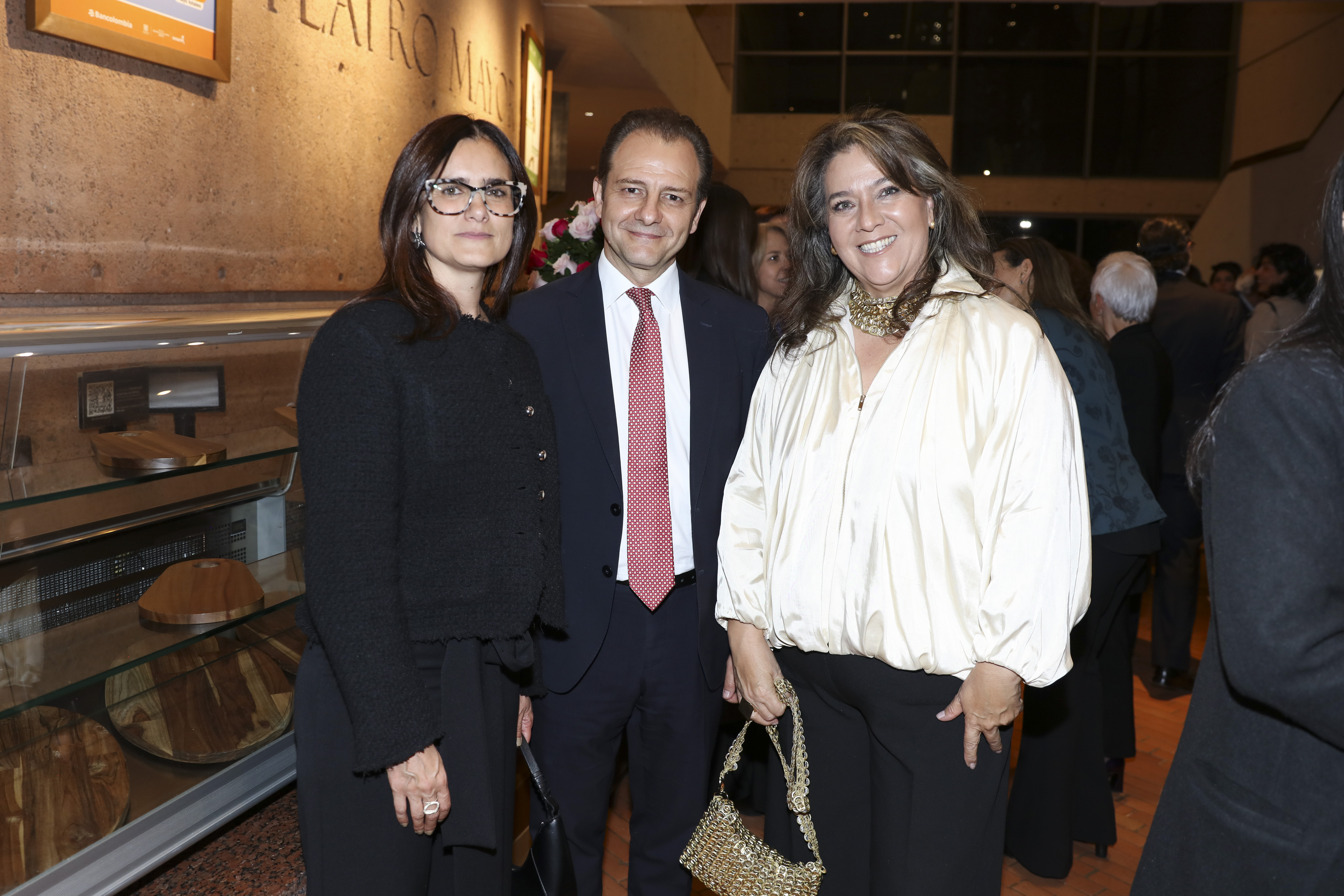 Carolina Acosta, Rolando Roncansio, Amanda Garai