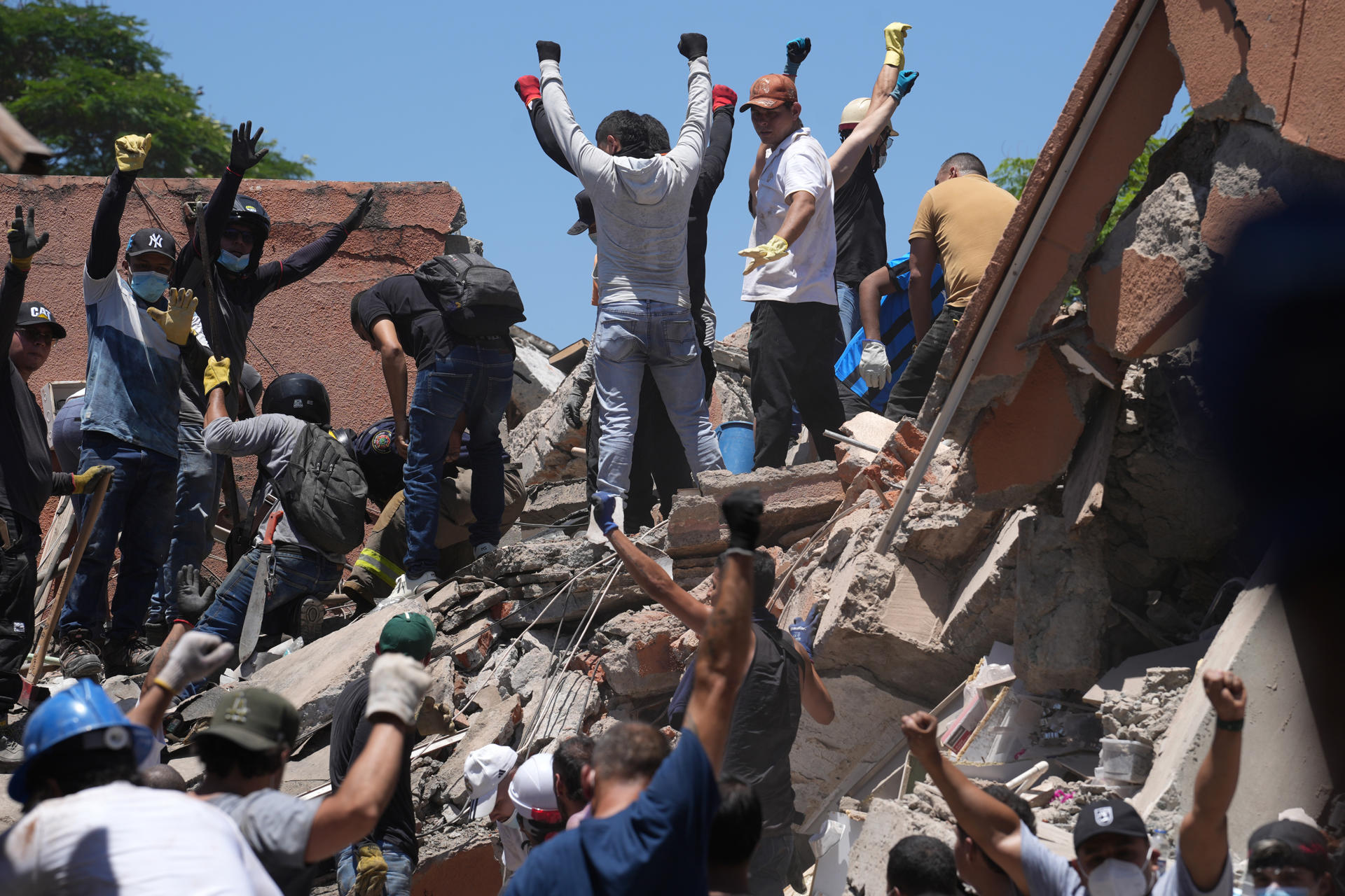 Hospitales no necesitan autorización de la ADRES para atender a afectados por el terremoto