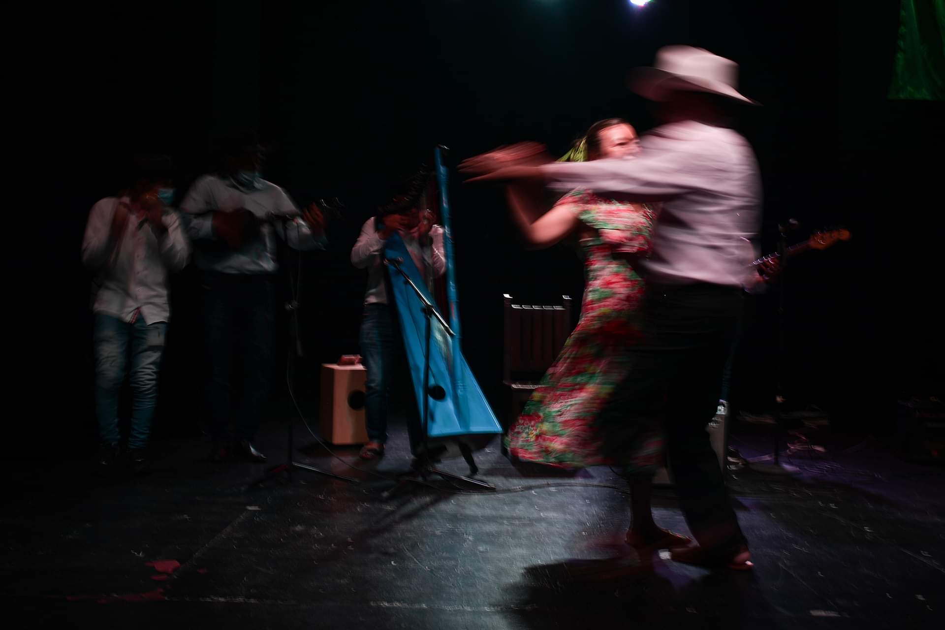"No nos dejen solos" fue el mensaje en el que más insistieron los araucanos presentes en esta jornada cultural.