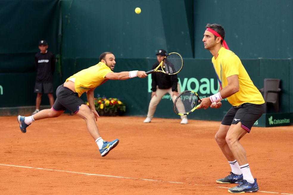 Cabal y Farah en la serie contra Reino Unido.