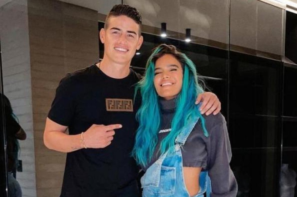 ¿Prueba de romance? Apareció una foto de James Rodríguez junto a Karol G