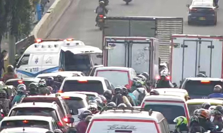 Siniestro entre dos motocicletas, en la localidad de Teusaquillo, en la carrera 50 con Av. El Dorado (calle 26), sentido Sur - Norte.