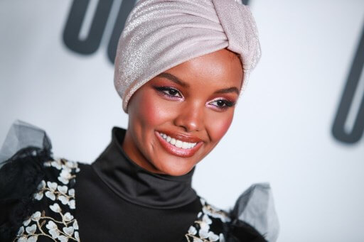 Ella es Halima Aden, la primera musulmana que posa en ‘burkini’ en la revista Sports Illustrated