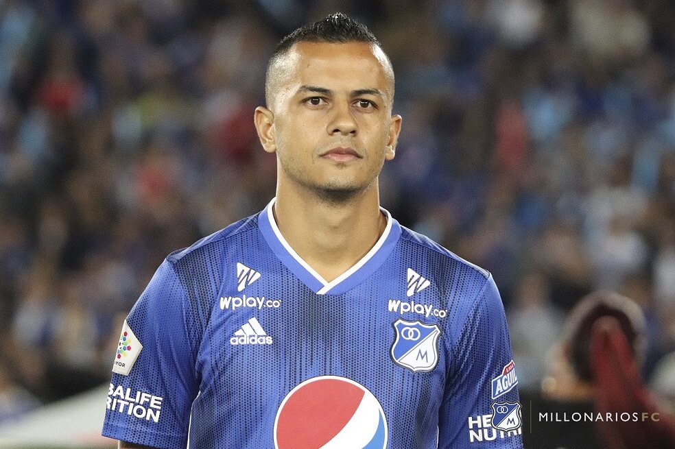 Luciano Ospina sufrió un esguince en su rodila izquierda el 23 de enero de 2020. / @MilosFCoficial