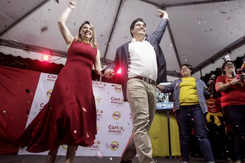 Quiénes son los dos Alvarado que se enfrentan por la presidencia en Costa Rica