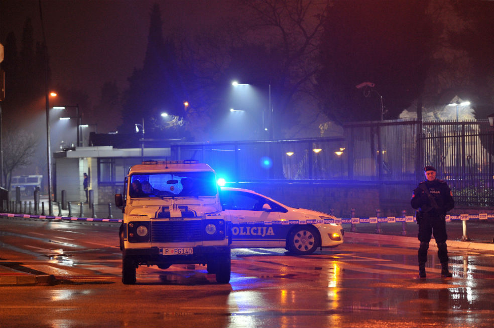 Atacante suicida detona dispositivo cerca de embajada de EE.UU. en Montenegro