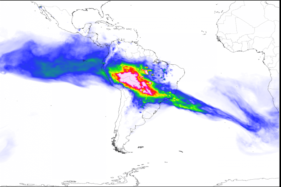 El humo de los incendios en la Amazonía comienza a cubrir el hemisferio sur