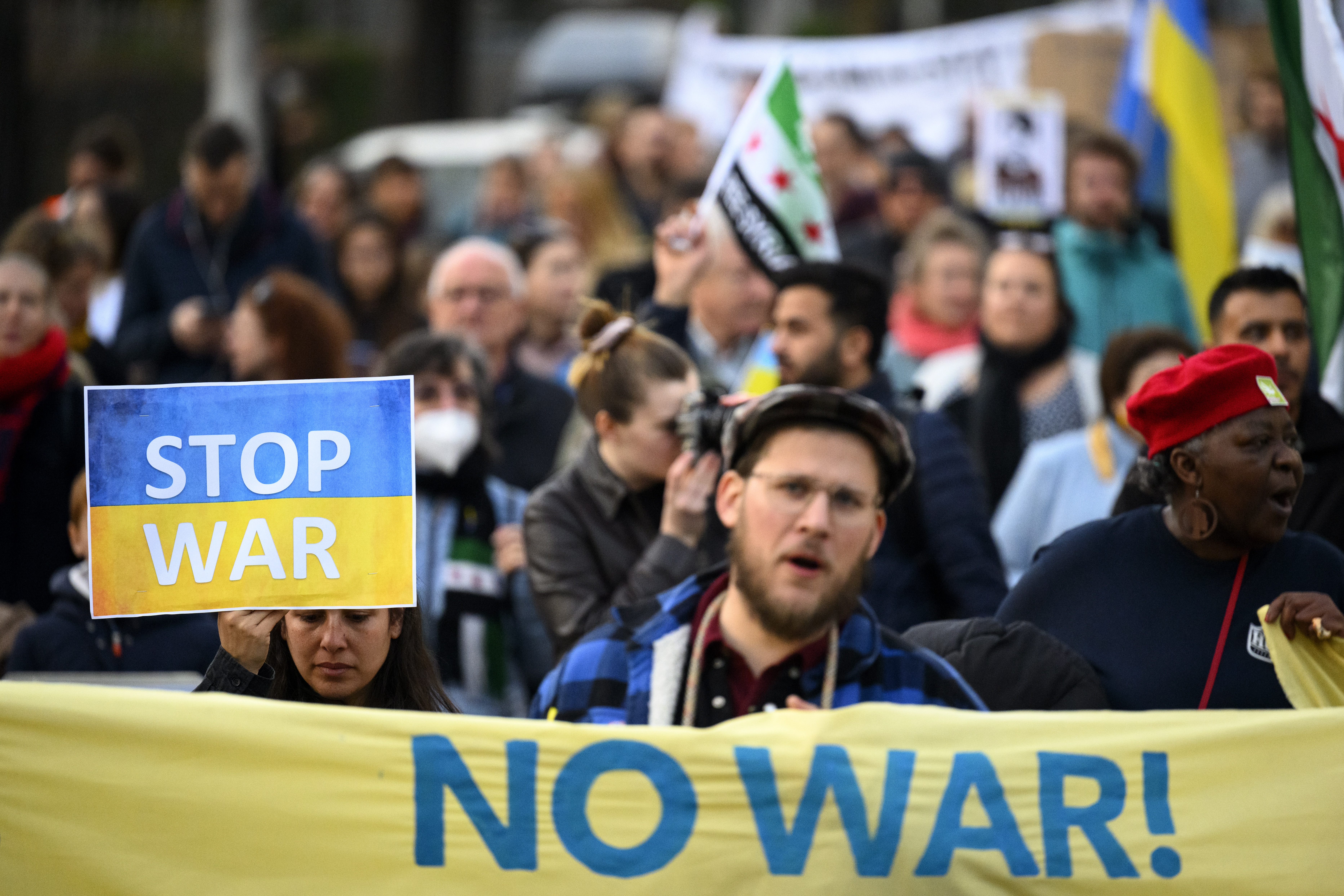 Economía mundial: continúan las afectaciones tras un mes de la guerra en Ucrania