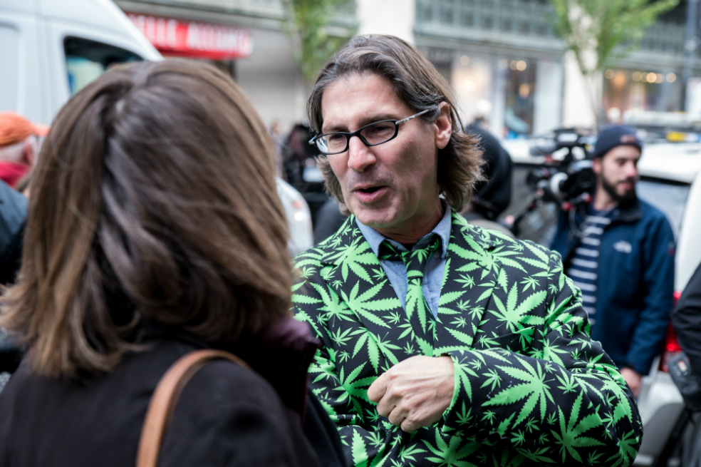 Así se vivió el primer día tras la legalización de marihuana en Canadá