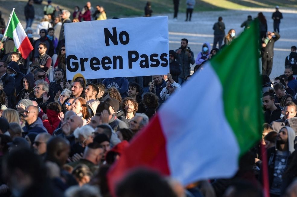 Italia estrena su pasaporte covid obligatorio, ¿cómo funciona?