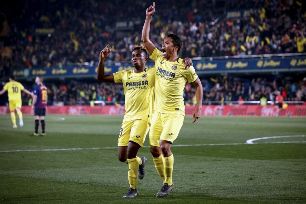 Carlos Bacca anotó en el agónico empate entre Villarreal y Barcelona
