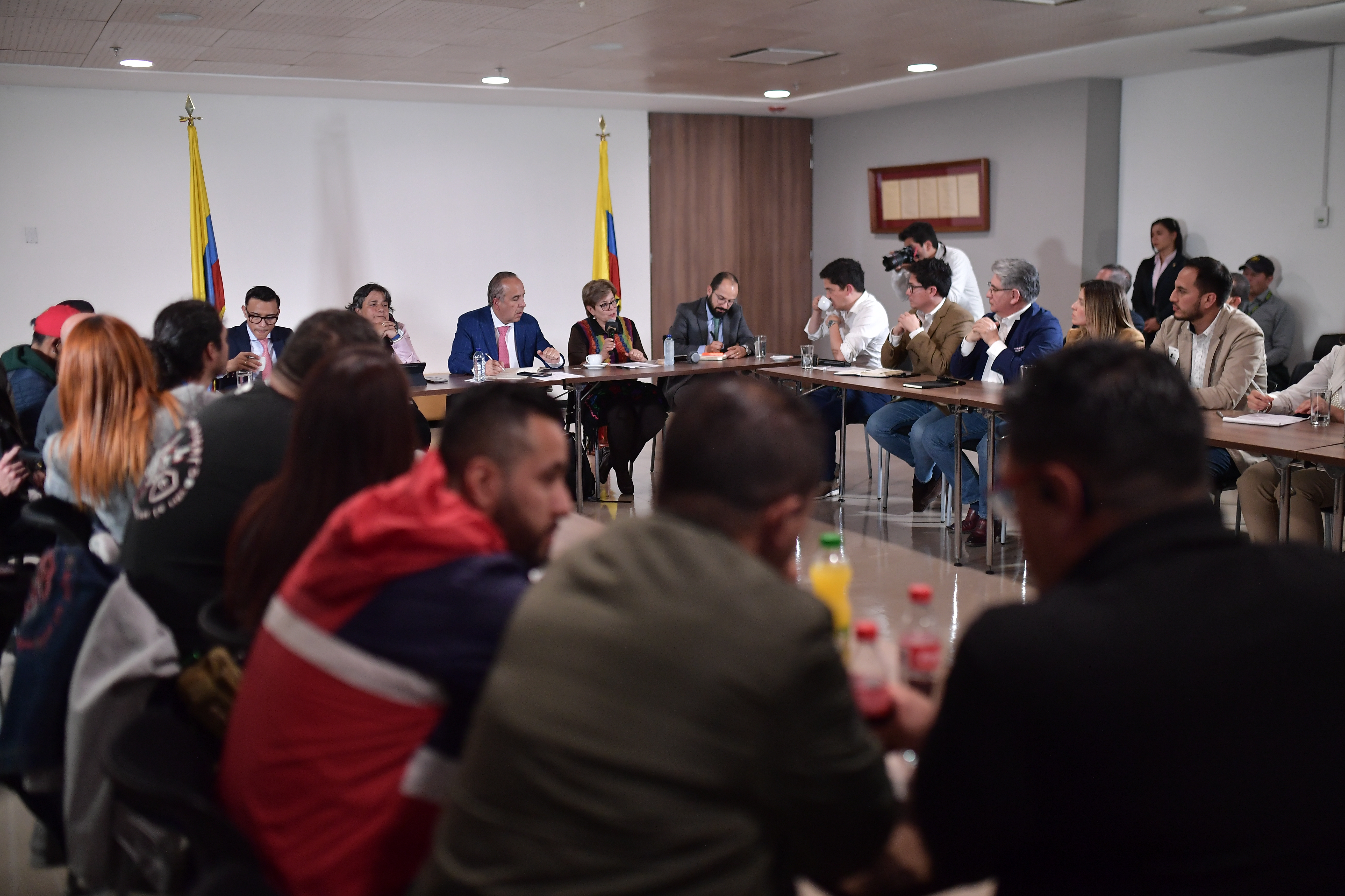 Negociaciones con camioneros en riesgo: Gobierno pide respaldo para evitar paro