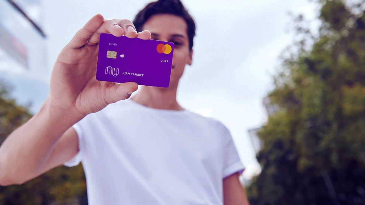 Nubank abre las puertas a los negocios en criptomonedas.