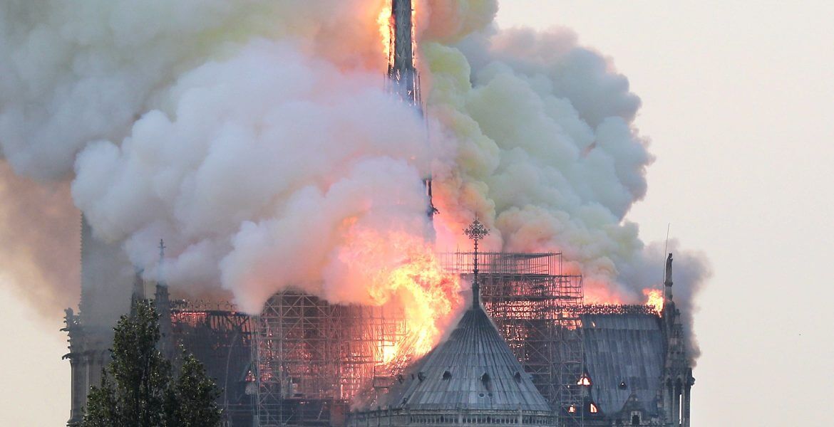 Un descubrimiento milagroso podría salvar el reloj de Notre Dame de París