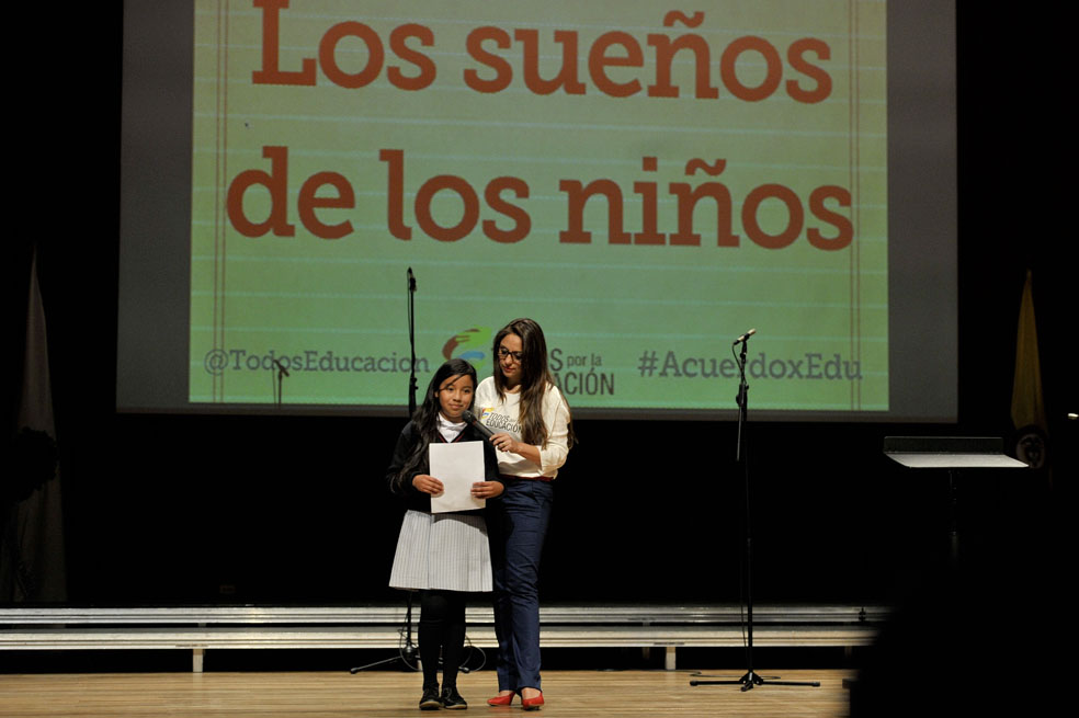 ‘Todos por la educación’