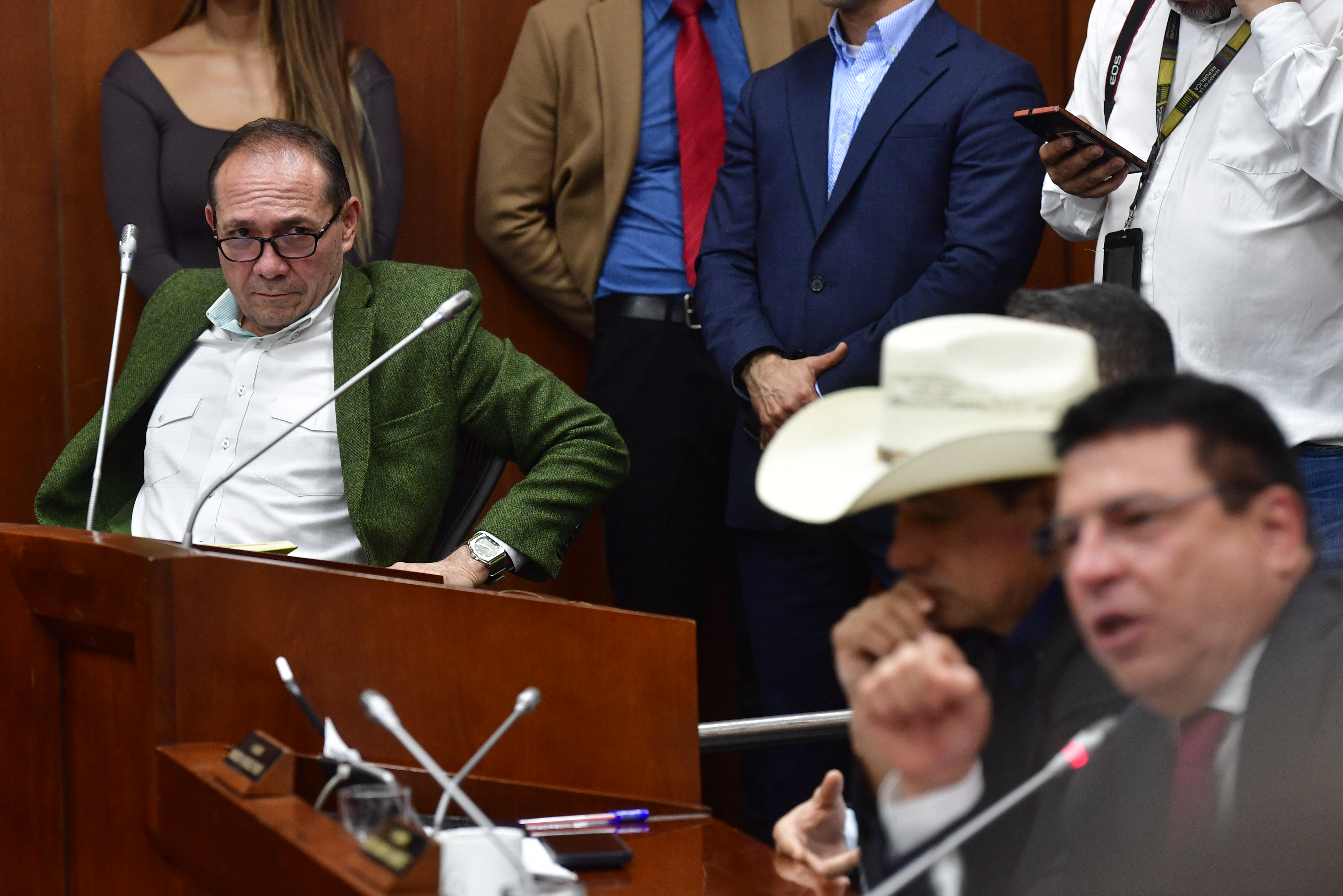 Sanguino y Pinto se enfrentan por reforma laboral: “no he cambiado de opinión”