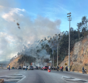 Incendios forestales: Bomberos atienden emergencias en Soacha y otros cinco municipios